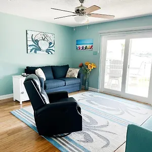https://crabby-lagoon-c104.panamacity-beachhotels.com