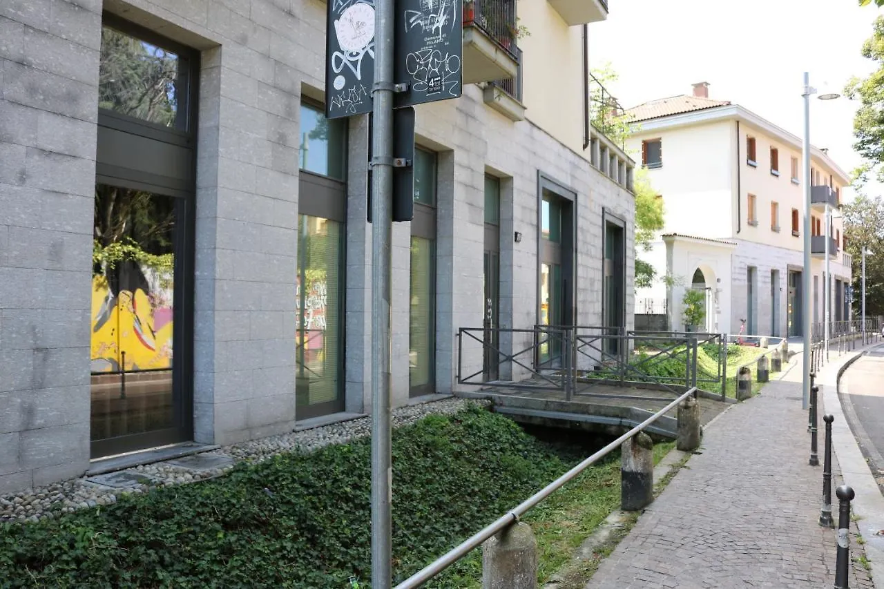 Michelangelo Navigli Loft Experience - Via Magolfa contacts
